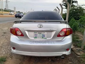 Toyota Corolla 2009 Silver