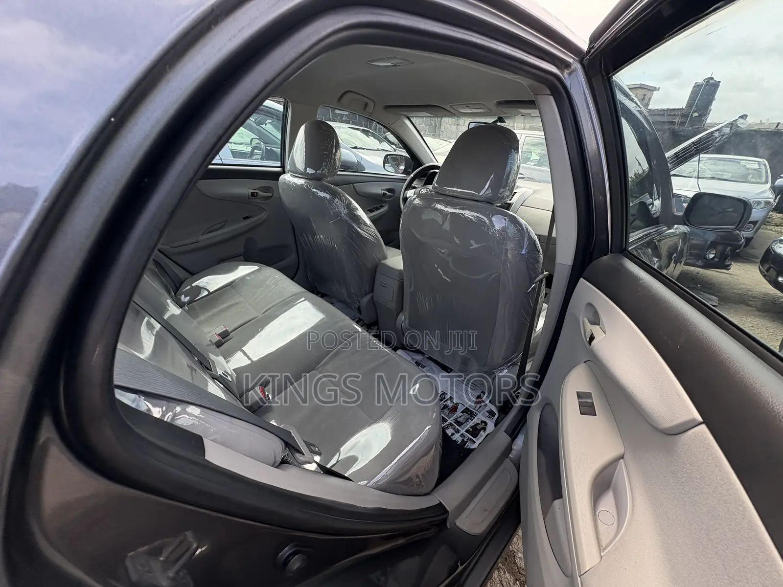 Toyota Corolla 2012 Gray