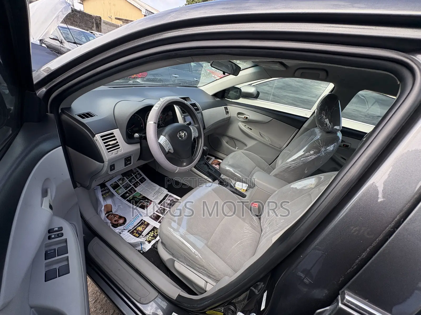 Toyota Corolla 2012 Gray