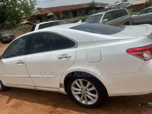 Lexus ES 350 2011 White