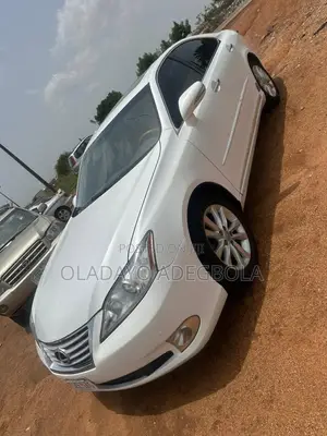 Lexus ES 350 2011 White
