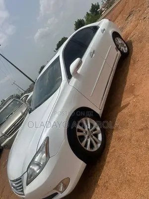 Lexus ES 350 2011 White