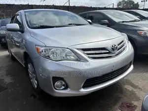 Toyota Corolla 2013 Silver