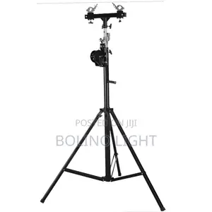 Hank Crank Light Stand