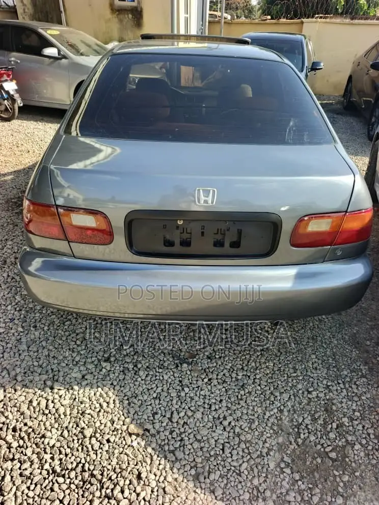 Honda Civic 2000 Gray
