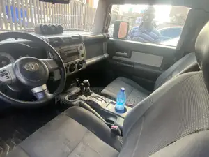 Toyota FJ Cruiser Base 4x4 2008 Red