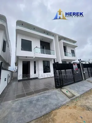 4bdrm Duplex in Lekki Palm City, Ado / Ajah for sale