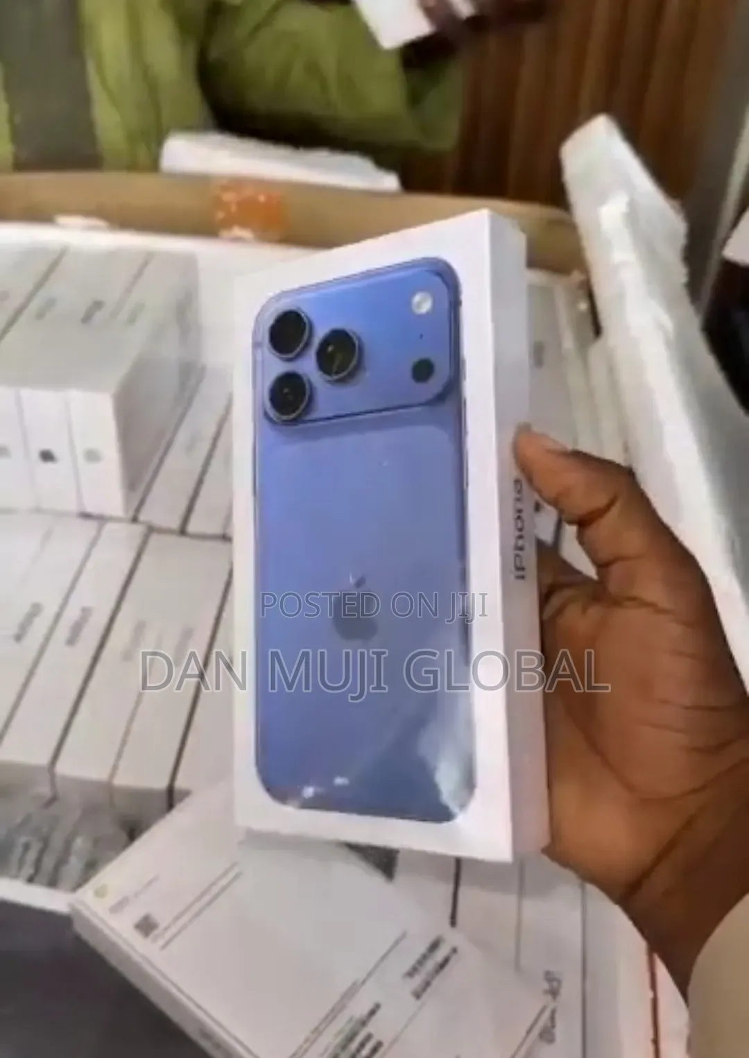 New Apple iPhone 18 Pro Max 256 GB Blue