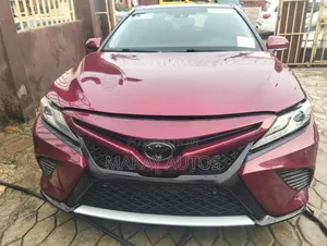 Toyota Camry XSE FWD (2.5L 4cyl 8AM) 2018 Burgundy