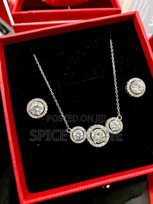 VVS Moissanite Diamond Female Necklace and Earring Set