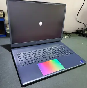 Laptop Dell 64GB Intel Core Ultra 9 SSD 2T