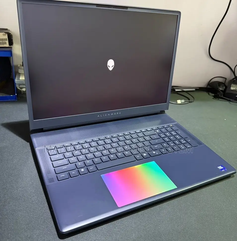 Laptop Dell 64GB Intel Core Ultra 9 SSD 2T