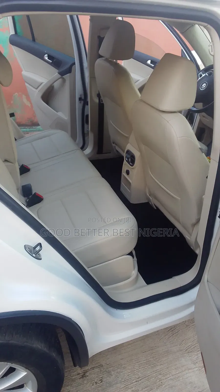 Volkswagen Tiguan S 4Motion 2011 White