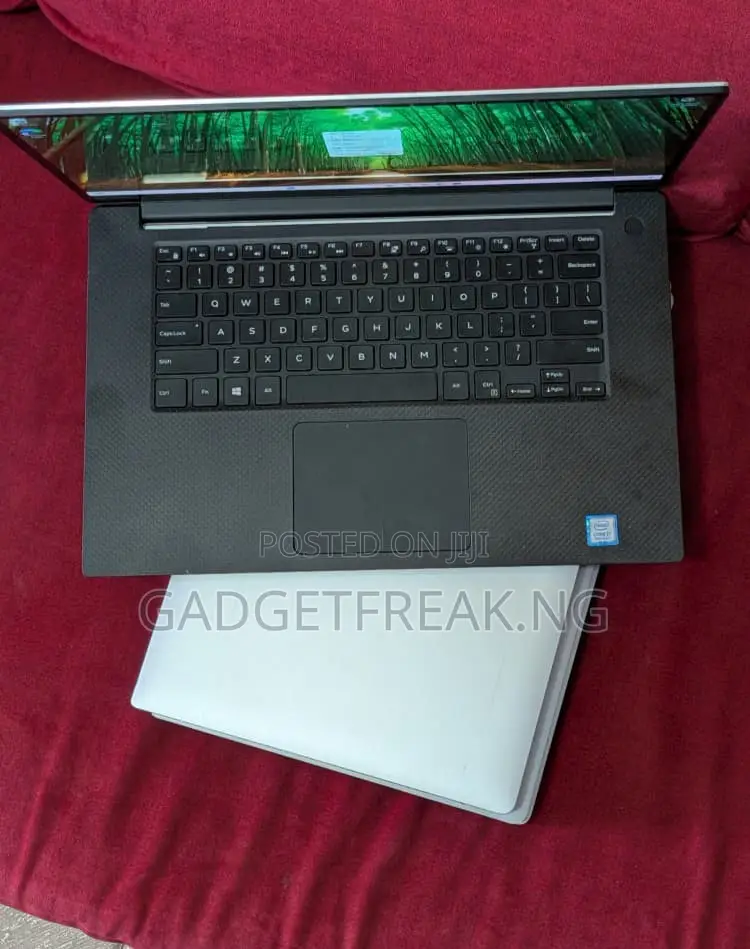 Laptop Dell Precision 5530 16GB Intel Core i7 SSD 512GB