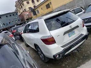 Toyota Highlander Limited 2008 White