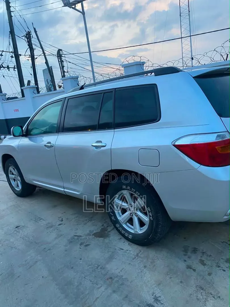 Toyota Highlander 2008 Silver