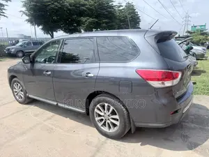 Nissan Pathfinder S 4dr SUV (3.5L 6cyl CVT) 2014 Gray
