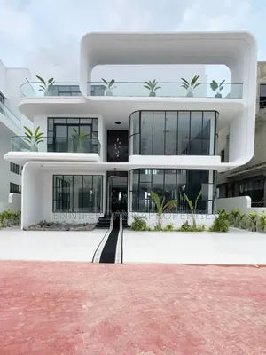 5bdrm Duplex in Osapa london for sale