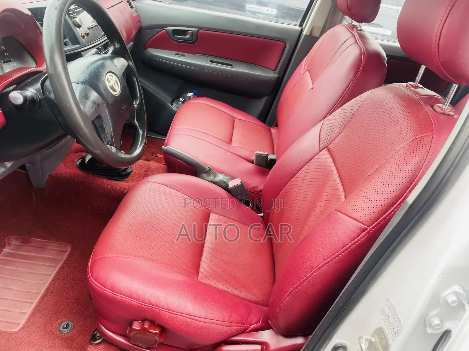 Toyota Hilux 2013 White