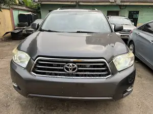 Toyota Highlander Sport 4x4 2009 Gray