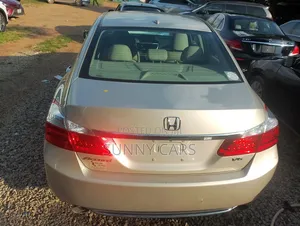 Honda Accord EX-L V-6 2dr Coupe FWD (3.5L 6cyl 6A) 2013 Gold