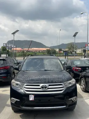 Toyota Highlander 2013 Black