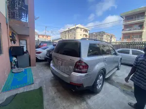 Mercedes-Benz GL-Class GL 450 2010 Silver