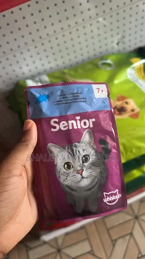 Mouthful Chunks in Savory Sauce – Tasty Cat Treats