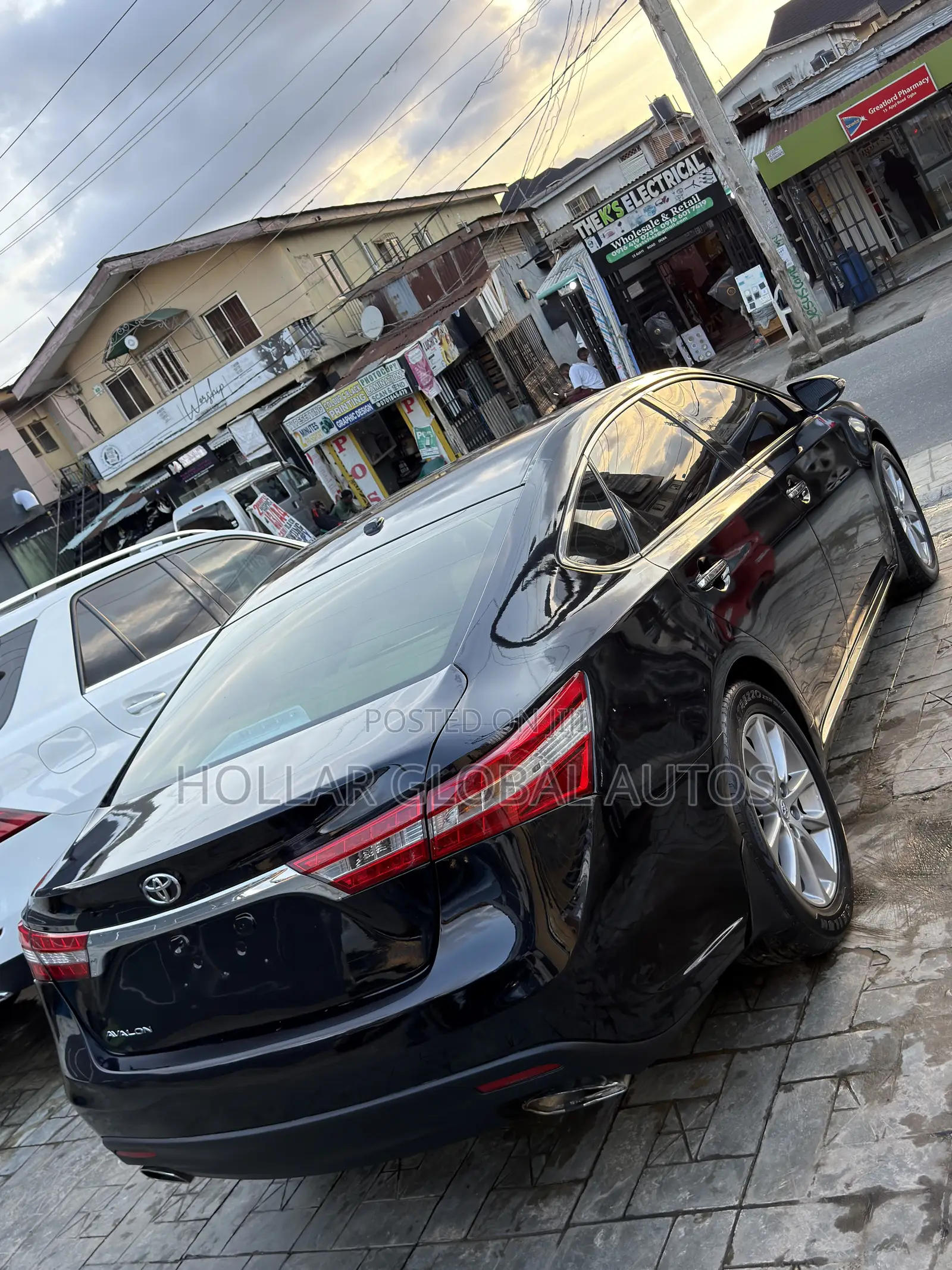 Toyota Avalon 2014 Black
