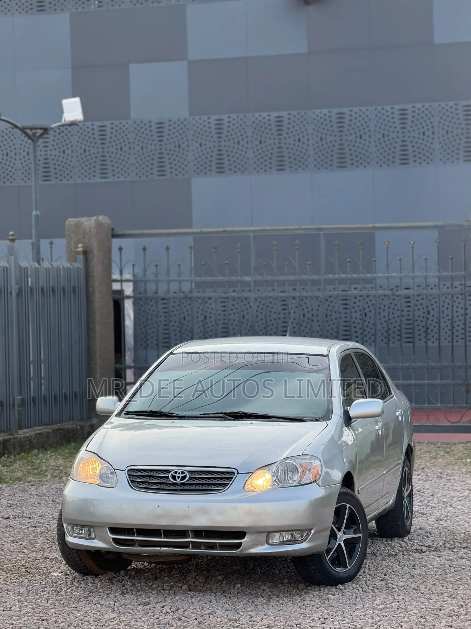 Toyota Corolla 2004 Silver