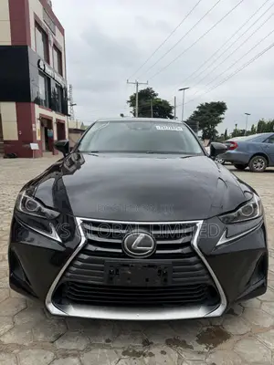 Lexus IS 200t 2017 Black