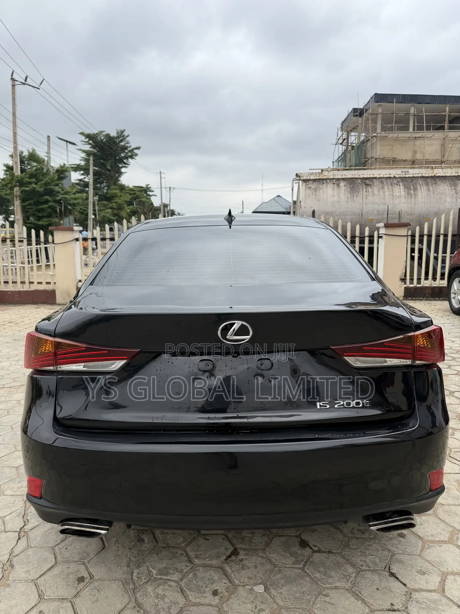 Lexus IS 200t 2017 Black