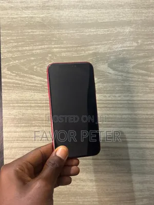 Apple iPhone 11 64 GB Red