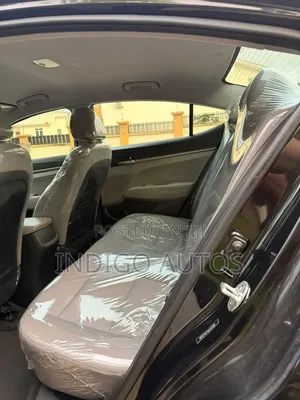 Hyundai Elantra 2018 Black