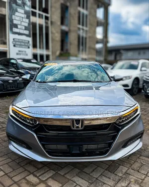 Honda Accord Touring 2018 Silver