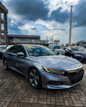 Honda Accord Touring 2018 Silver