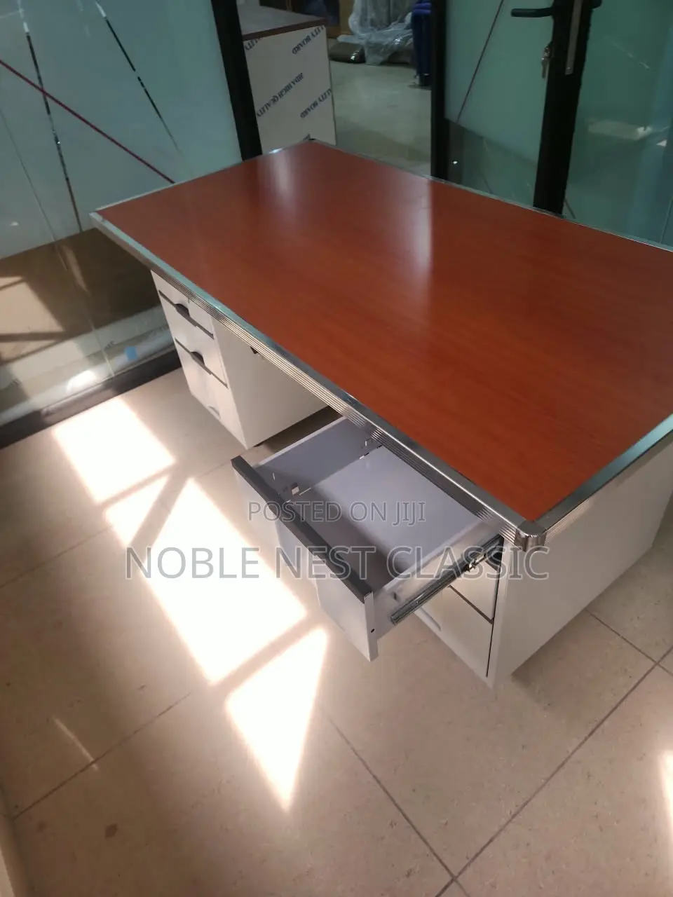 Office Table/Desk (5ft)