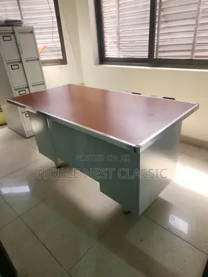Office Table/Desk (5ft)