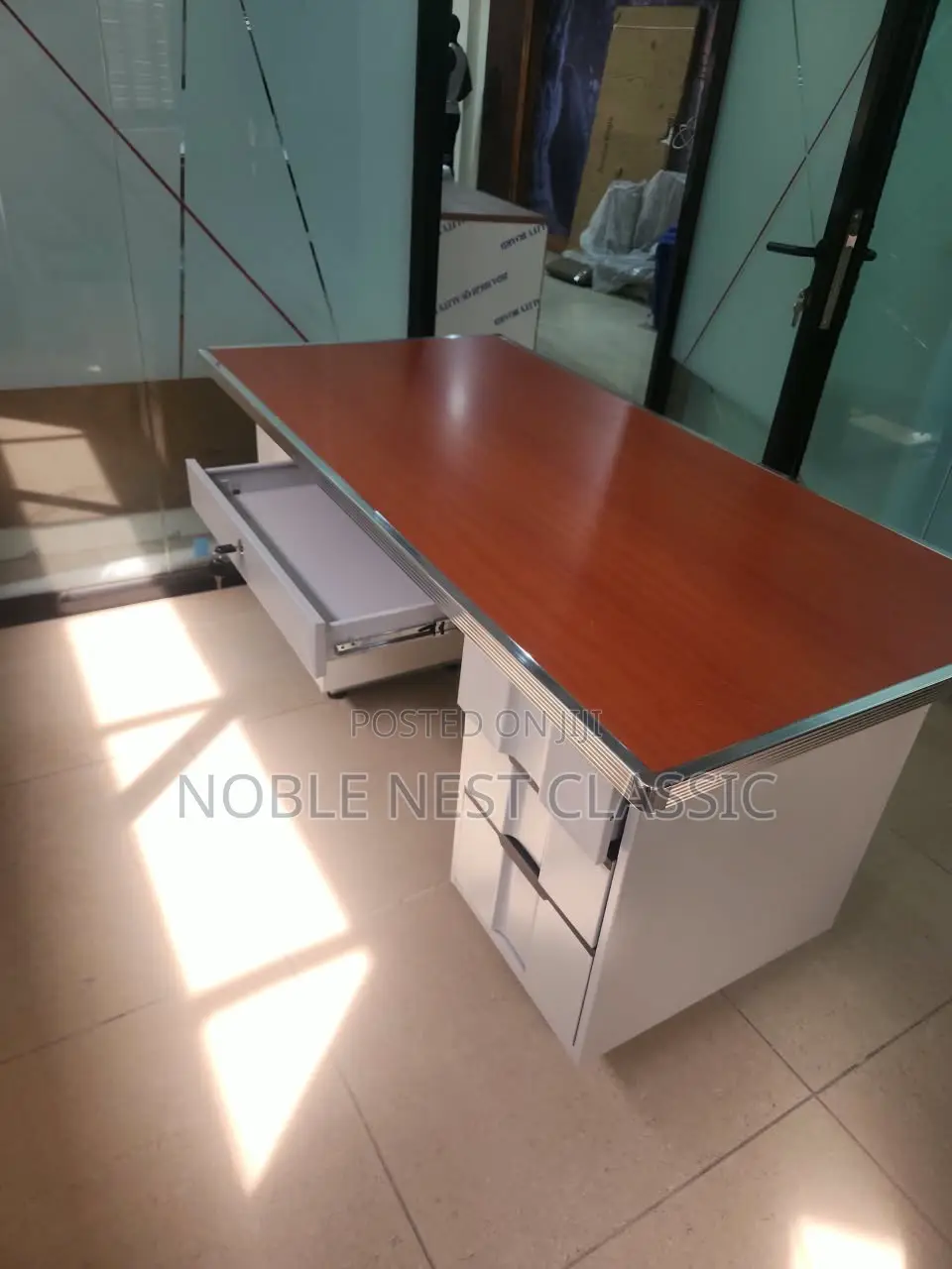 Office Table/Desk (5ft)