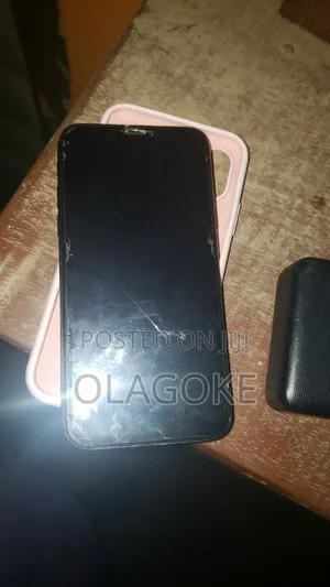 Apple iPhone X 64 GB Black