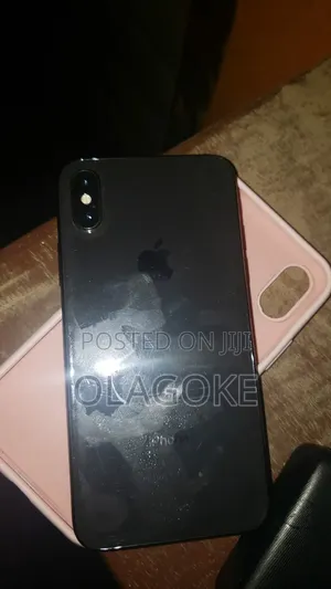 Apple iPhone X 64 GB Black