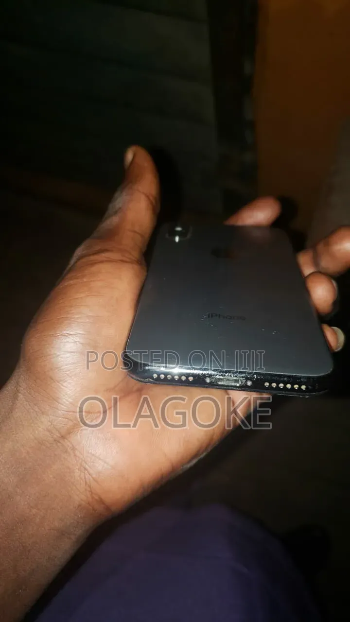 Apple iPhone X 64 GB Black