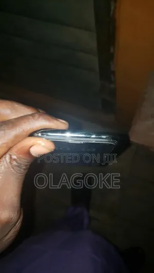 Apple iPhone X 64 GB Black
