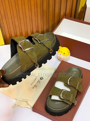 Toga Quality Luxury Men Genuine Leather Pams