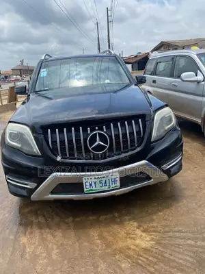Mercedes-Benz GLK-Class 350 2012 Black