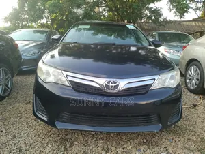 Toyota Camry LE 4dr Sedan (2.5L 4cyl 6A) 2012 Blue