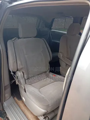 Toyota Sienna 2025 Gray