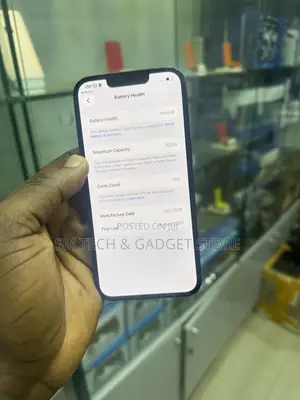 Apple iPhone 16e 128 GB Black