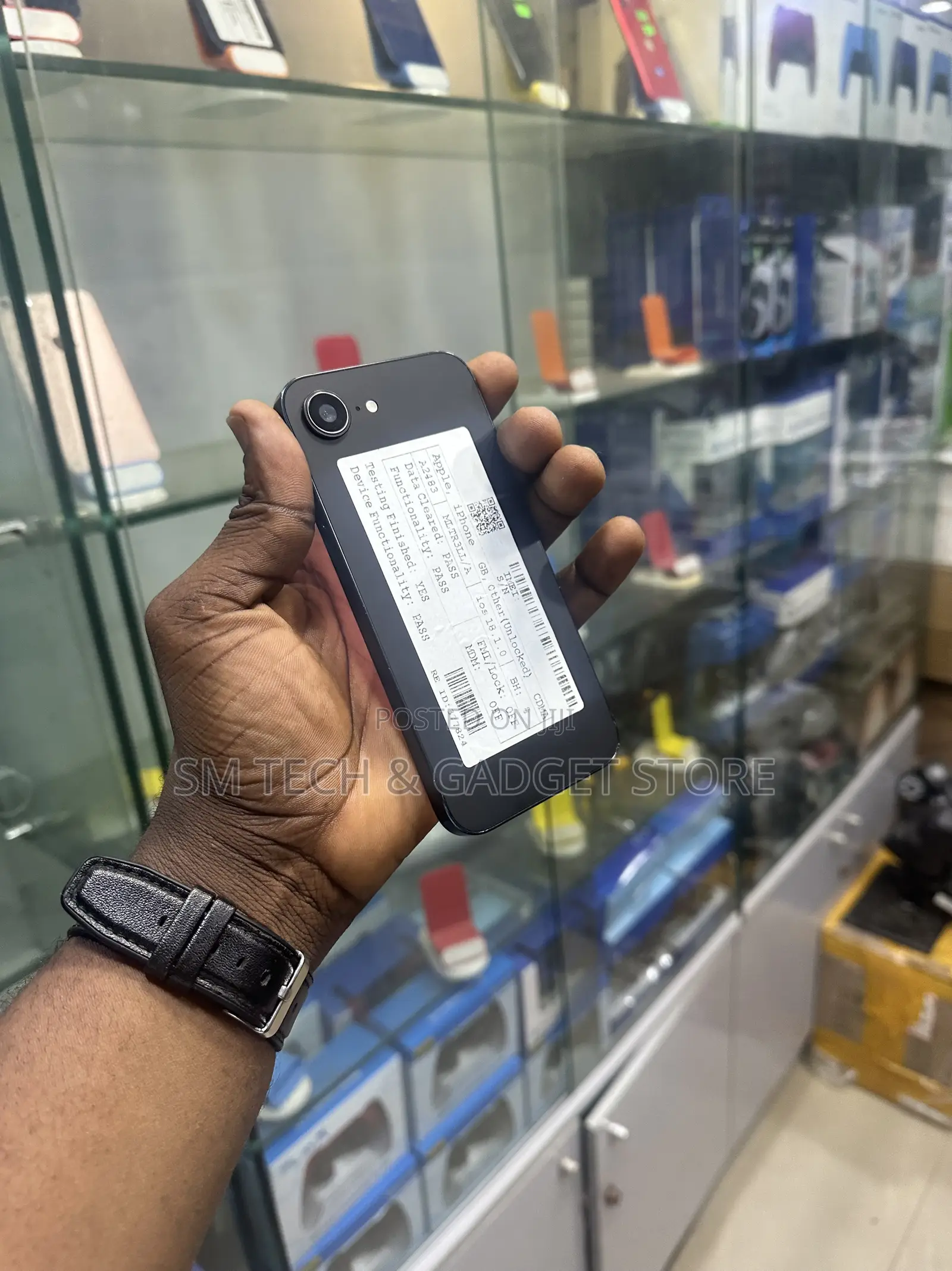 Apple iPhone 16e 128 GB Black
