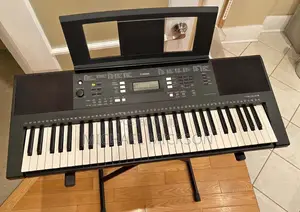 Yamaha PSR E343